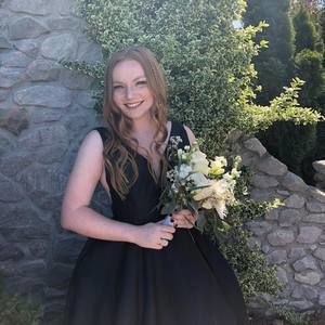 Meet your Posher, Sara holland